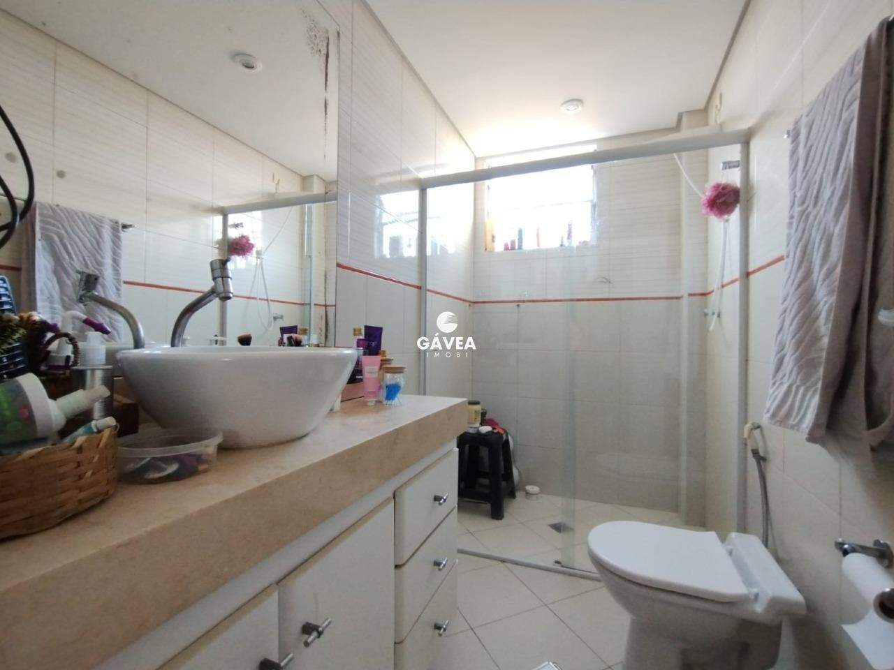 Apartamento à venda no Ponta da Praia: 