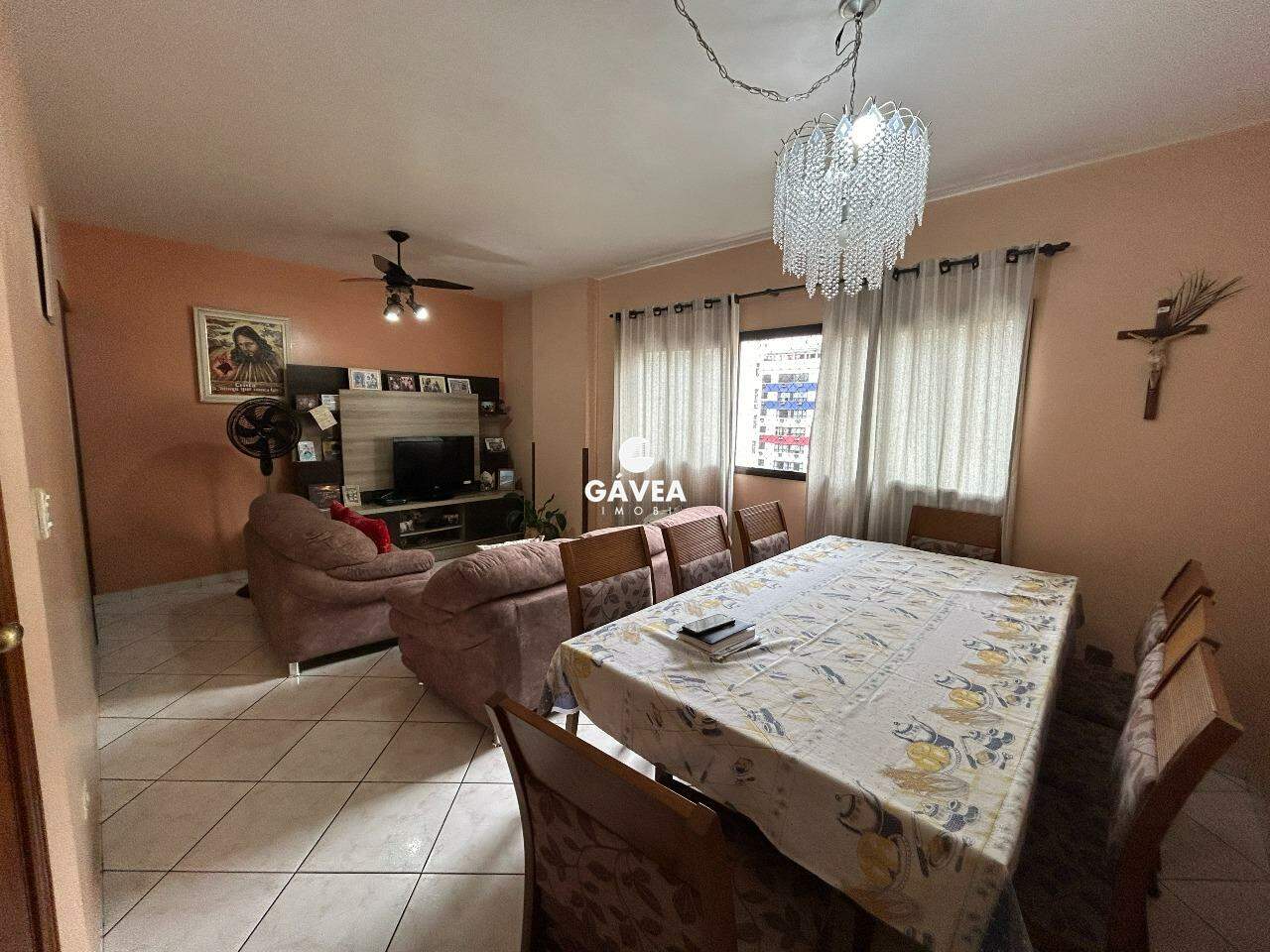 Apartamento à venda no Gonzaguinha: Sala 2 ambientes