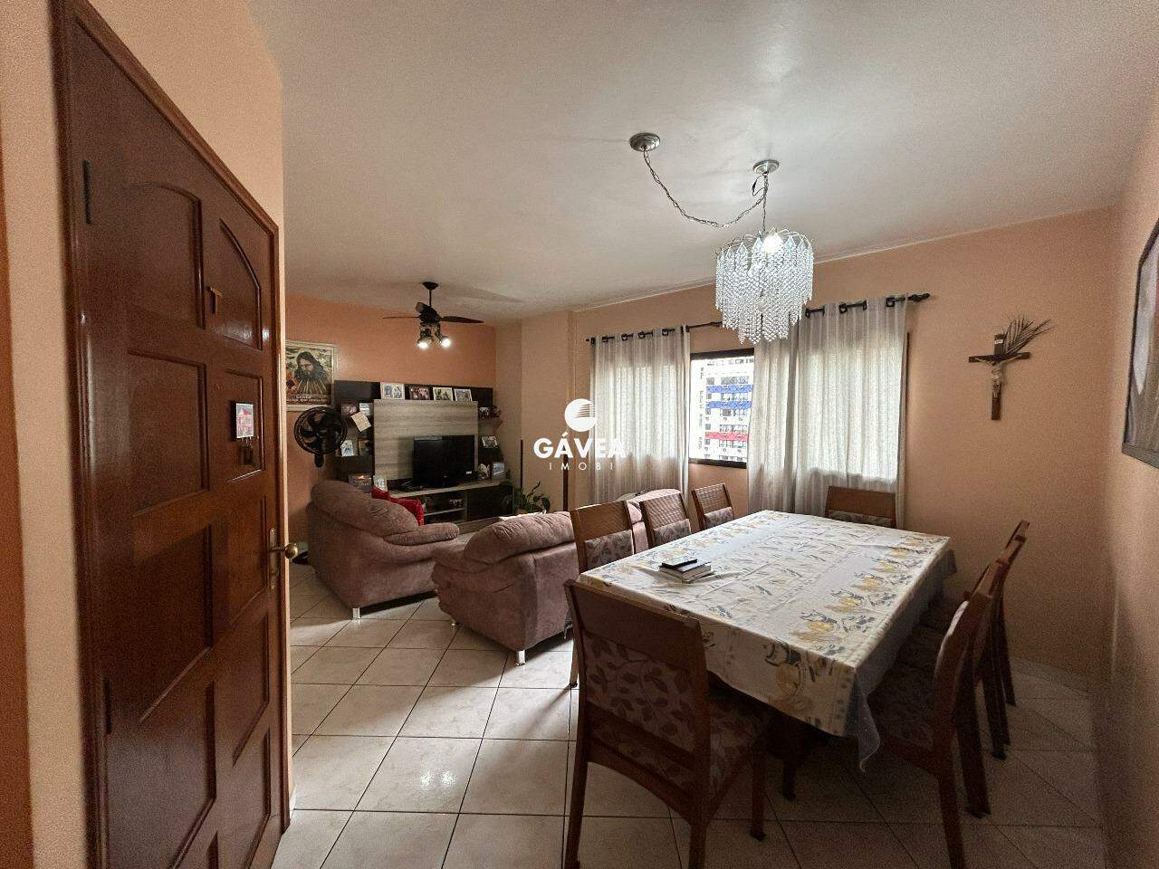Apartamento à venda no Gonzaguinha: Sala 2 ambientes