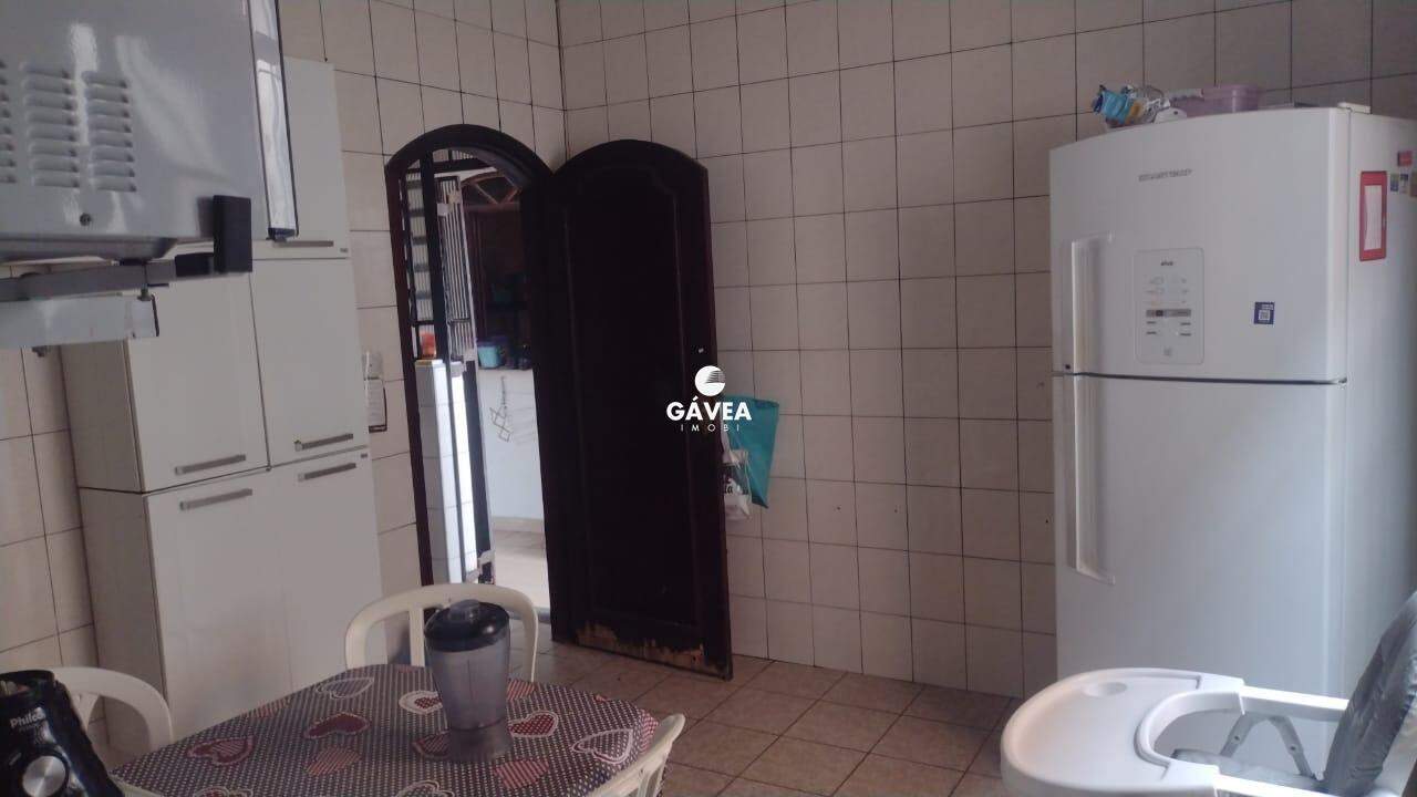 Sobrado para aluguel no Vila Valença: 