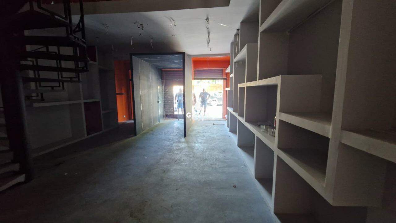 Loja para aluguel no Vila Mathias: 