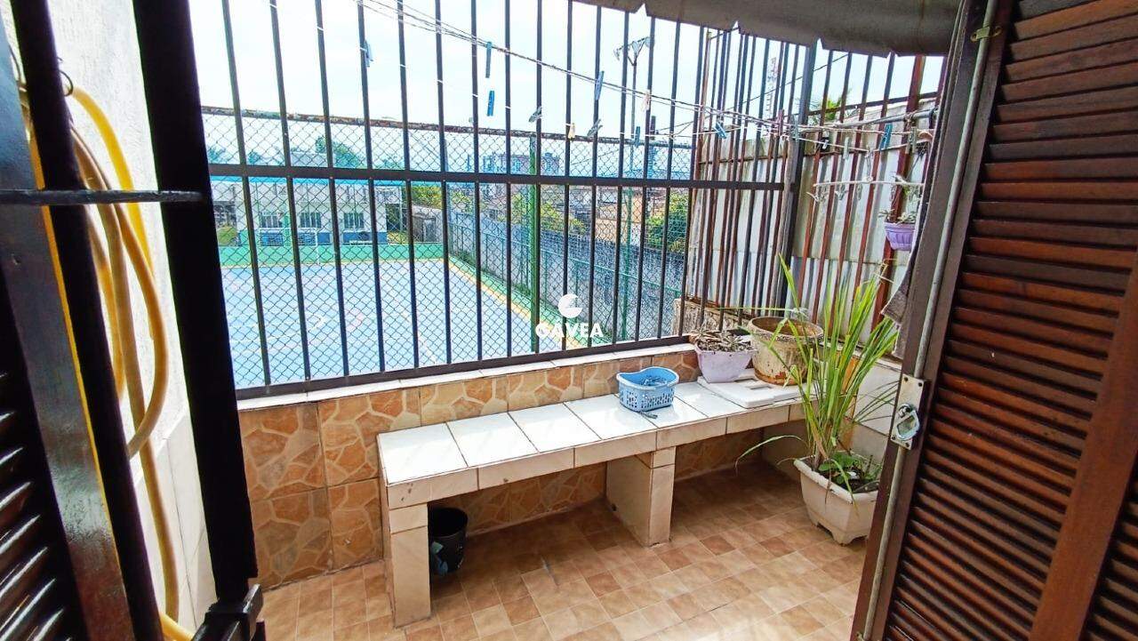 Sobrado à venda no Parque Bitaru: 