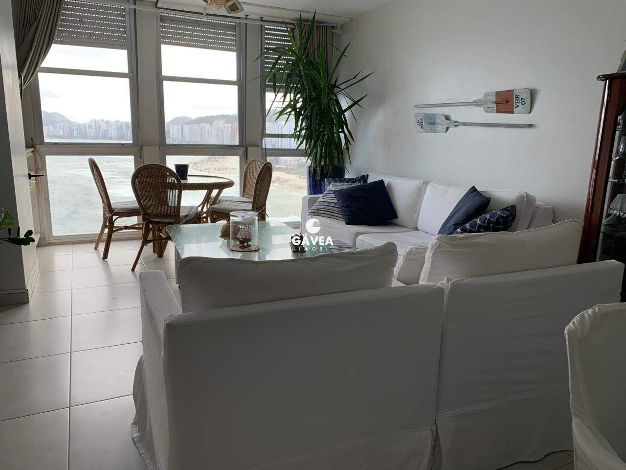 Apartamento à venda no Pitangueiras: 