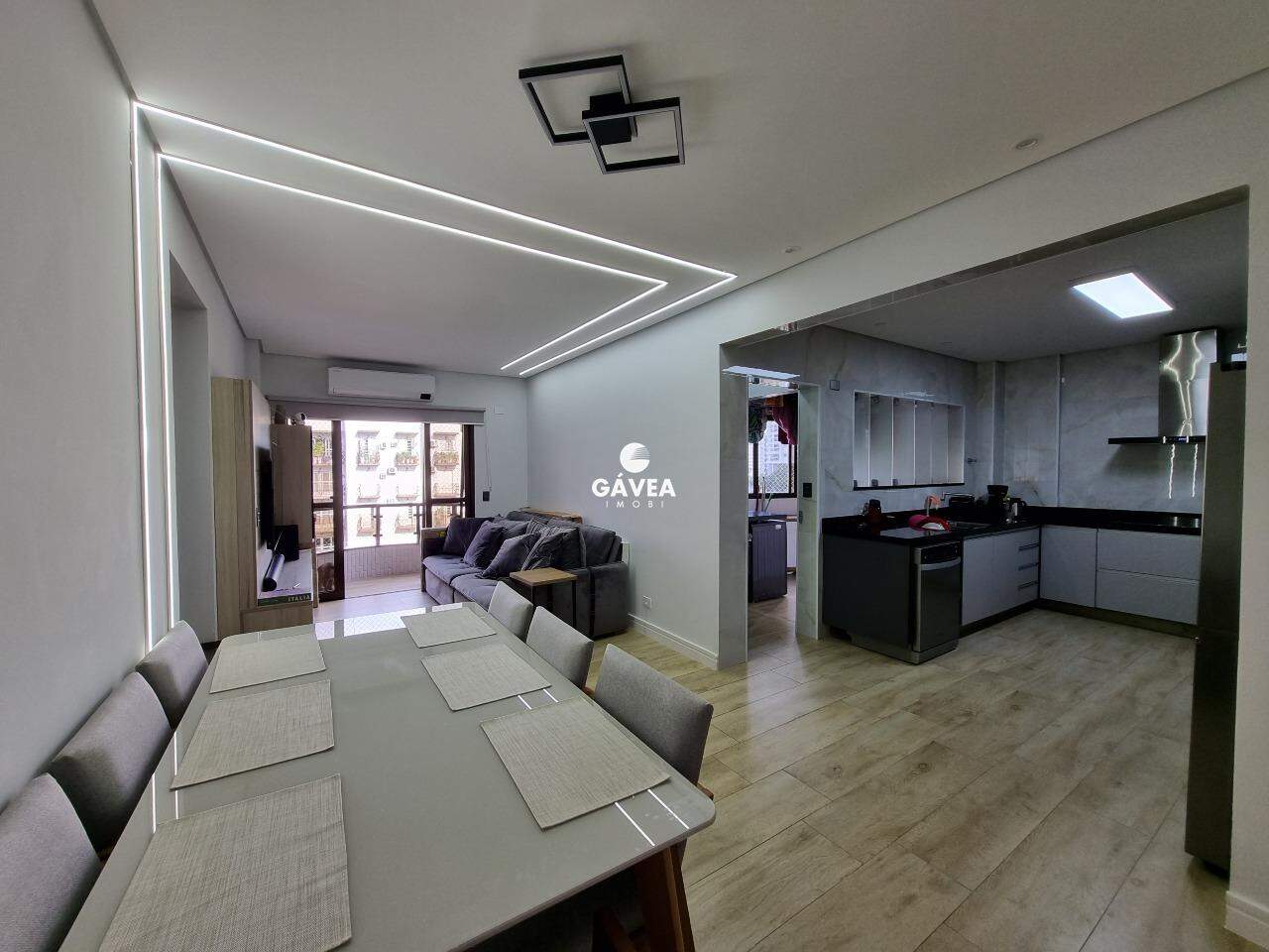 Apartamento à venda no Ponta da Praia: 