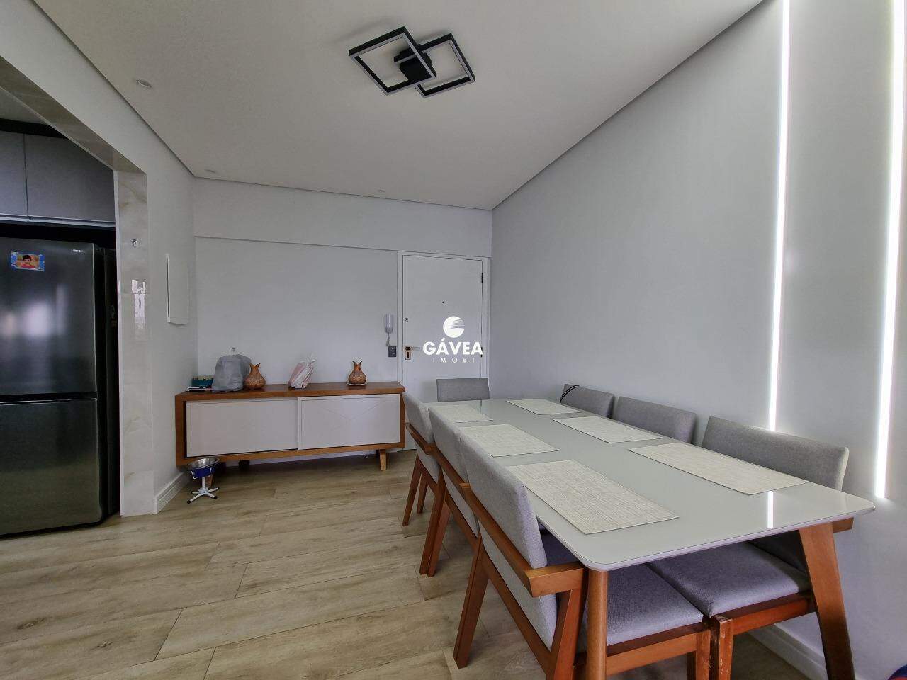 Apartamento à venda no Ponta da Praia: 