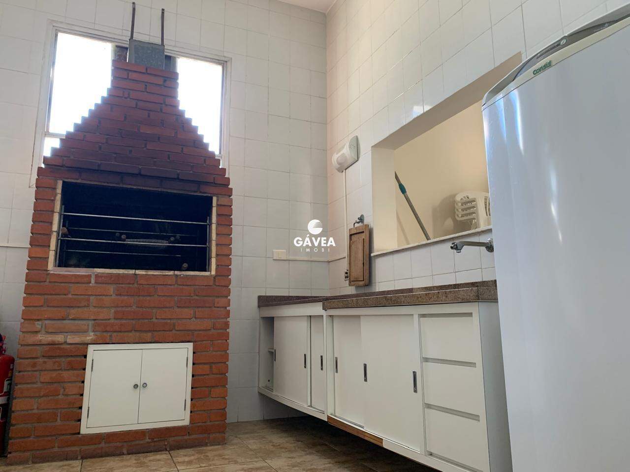 Apartamento à venda no Pitangueiras: 