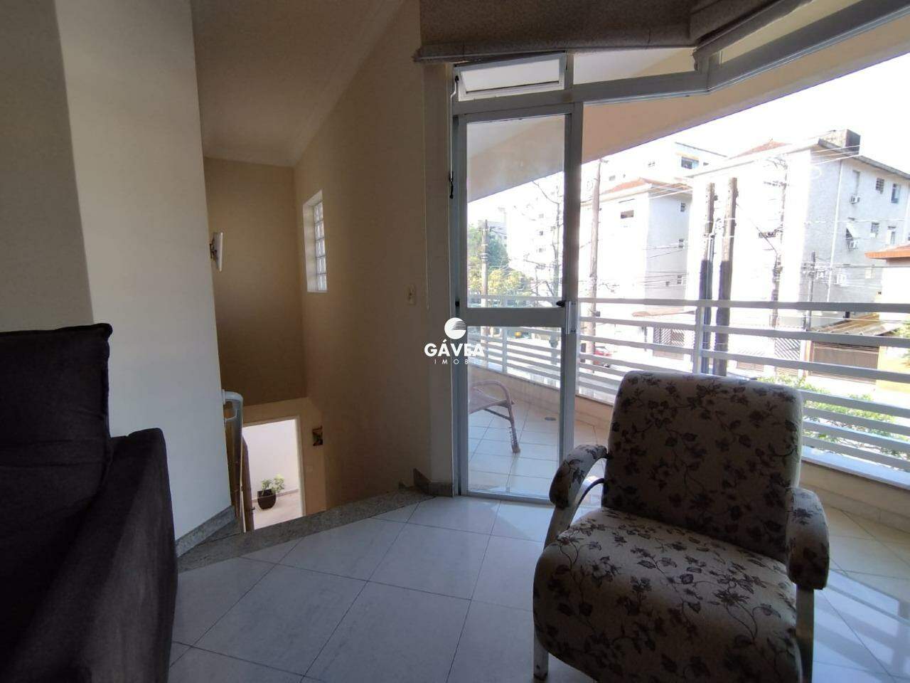 Sobrado à venda no Marapé: 