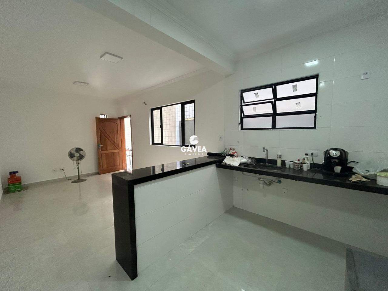 Casa à venda no Embaré: 