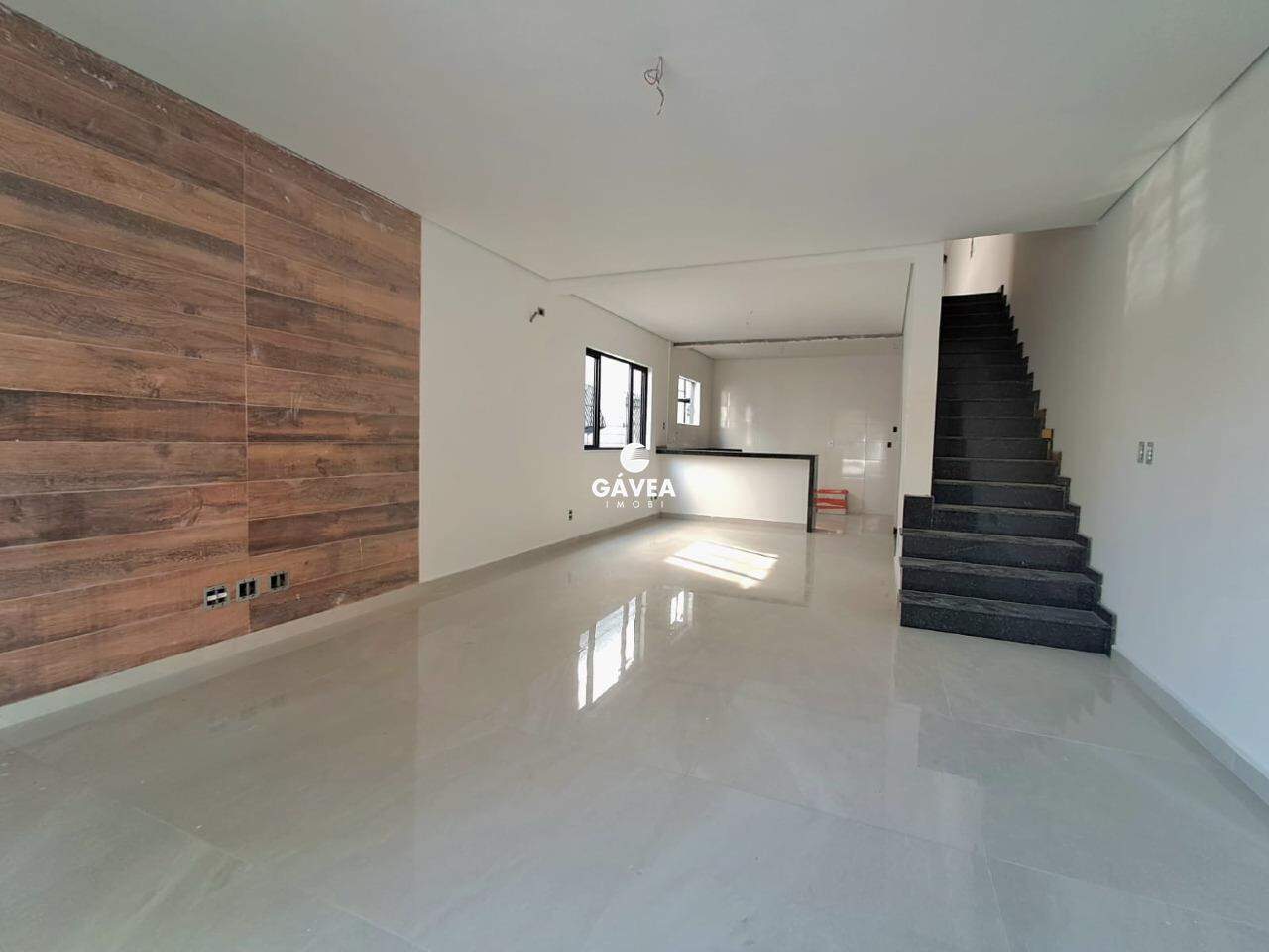 Casa à venda no Embaré: 