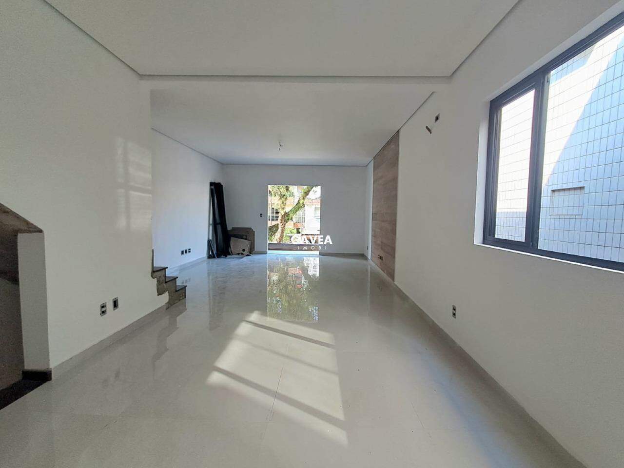 Casa à venda no Embaré: 