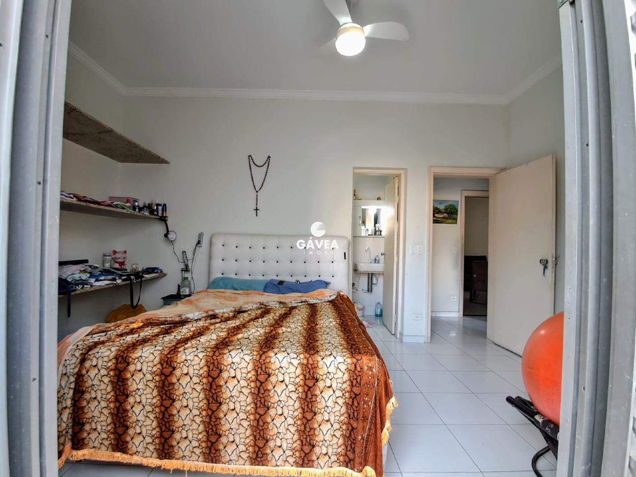 Apartamento à venda no Enseada: 