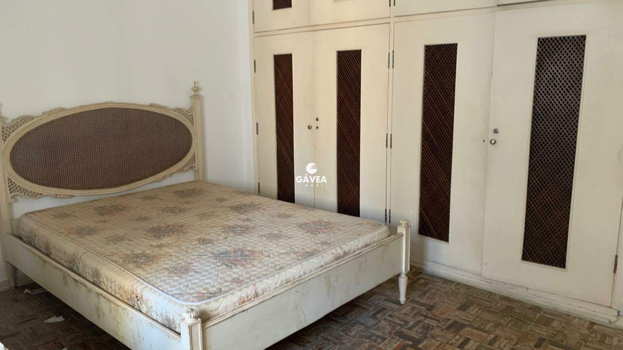 Apartamento à venda no Pitangueiras: 