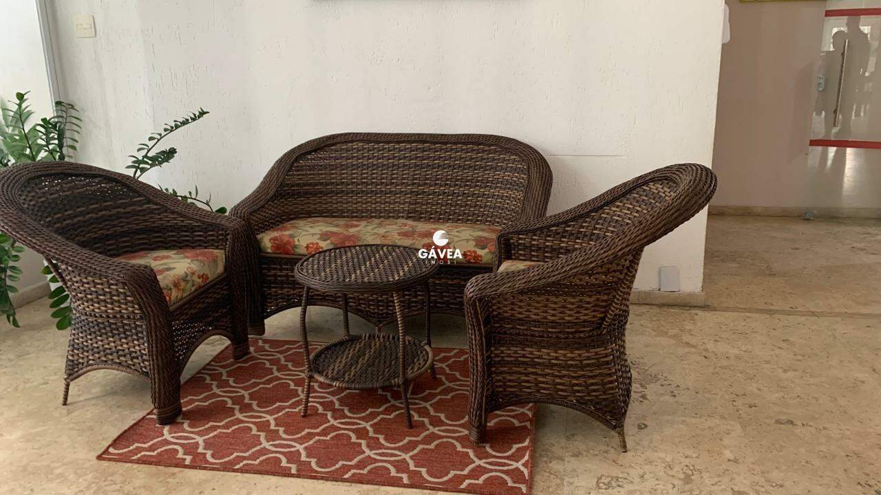 Apartamento à venda no Pitangueiras: 