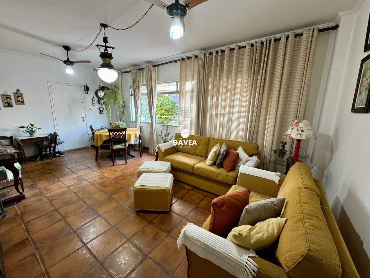 Apartamento à venda no Embaré: 