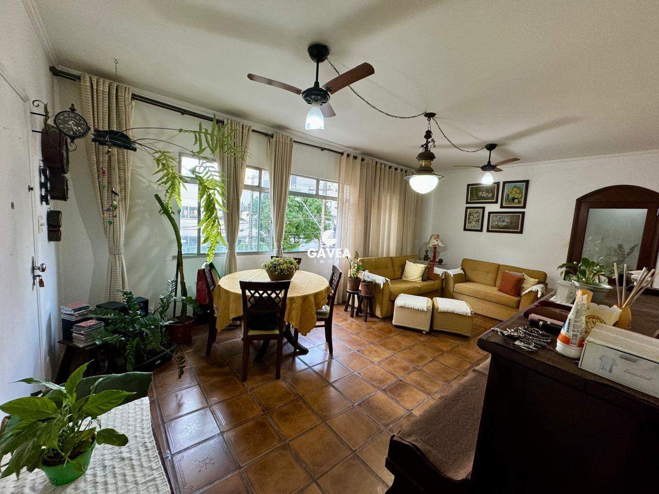 Apartamento à venda no Embaré: 