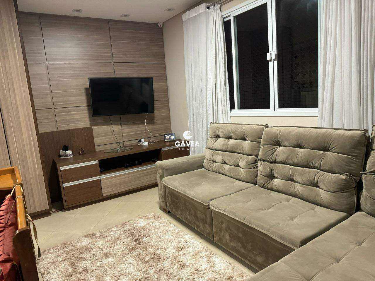 Casa à venda no Embaré: 