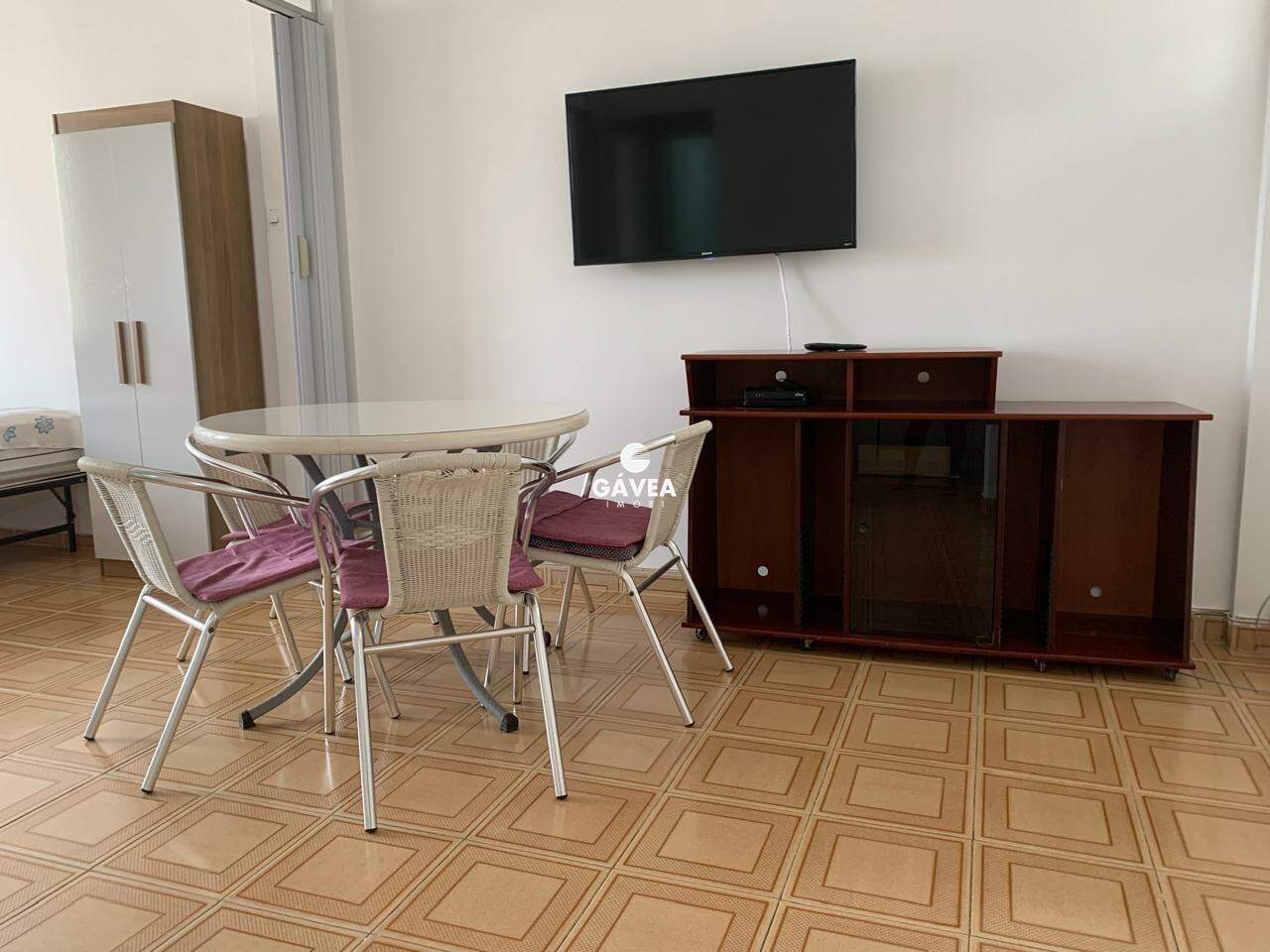 Apartamento à venda no Pitangueiras: 