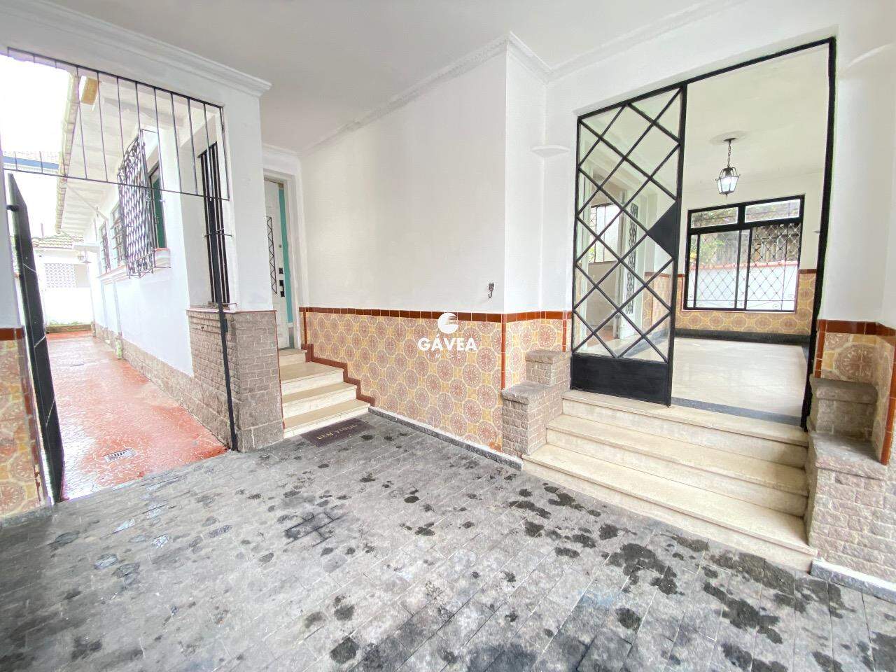 Casa à venda no Macuco: 