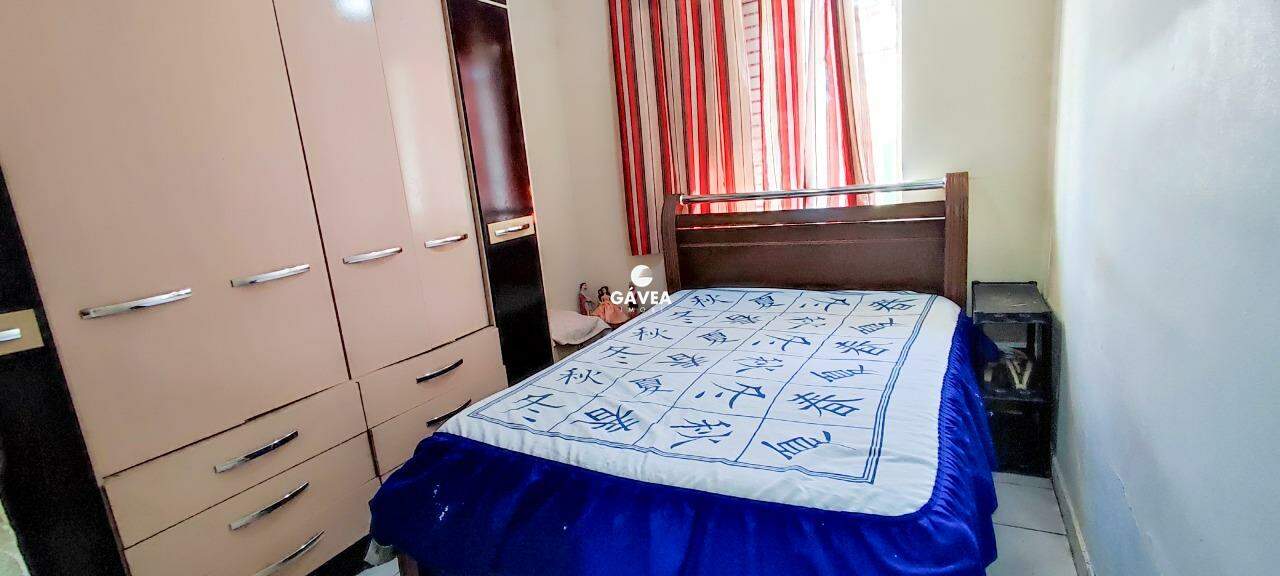 Apartamento à venda no Catiapoa: 