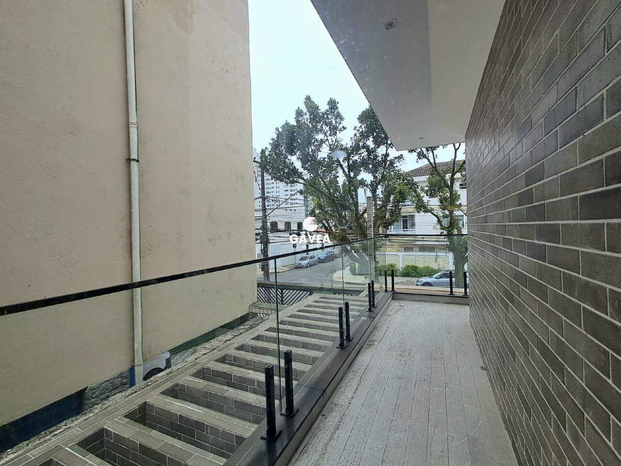 Casa à venda no Embaré: Sacada sala