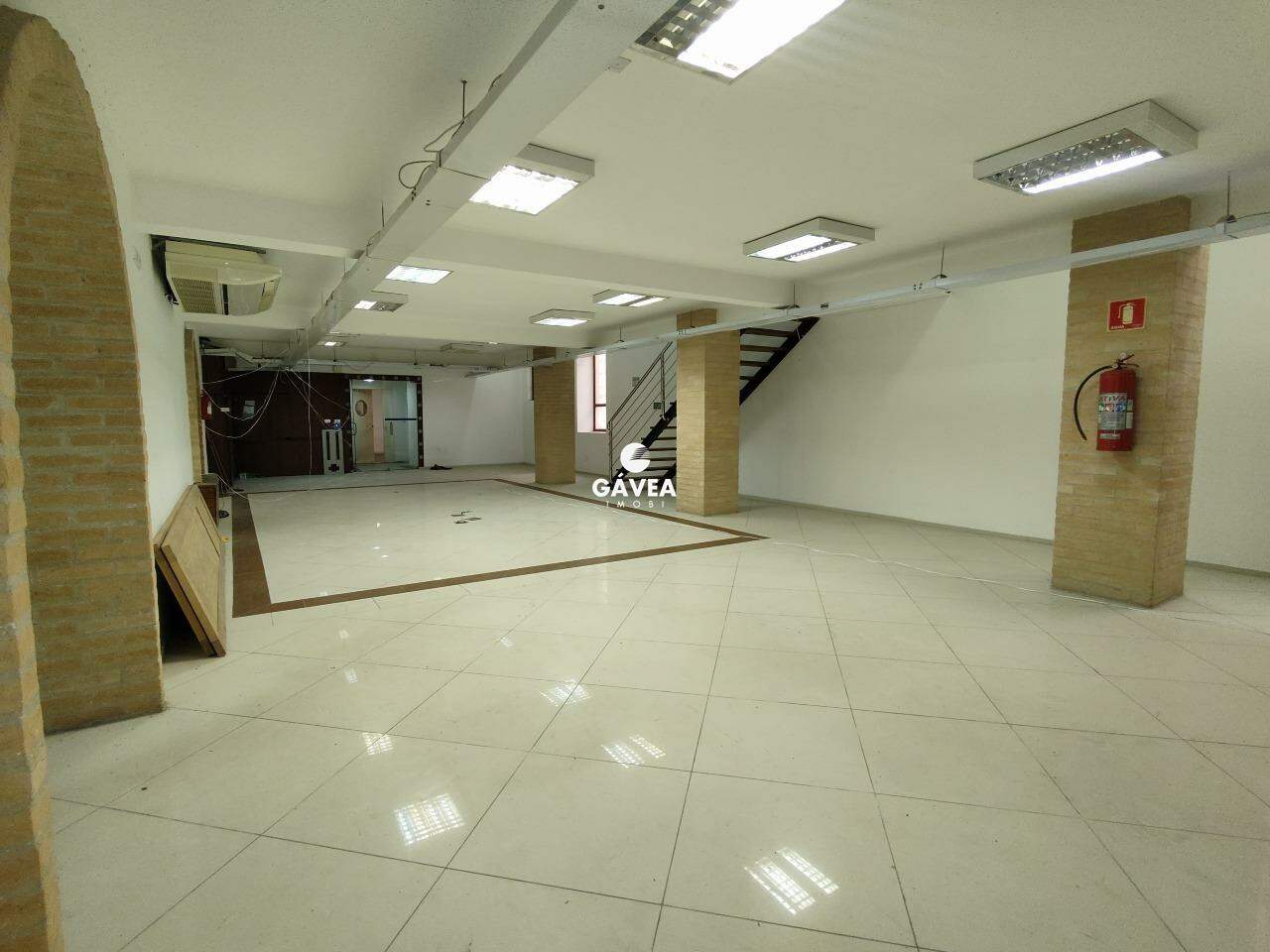 Conjunto Comercial/sala à venda no Centro: 