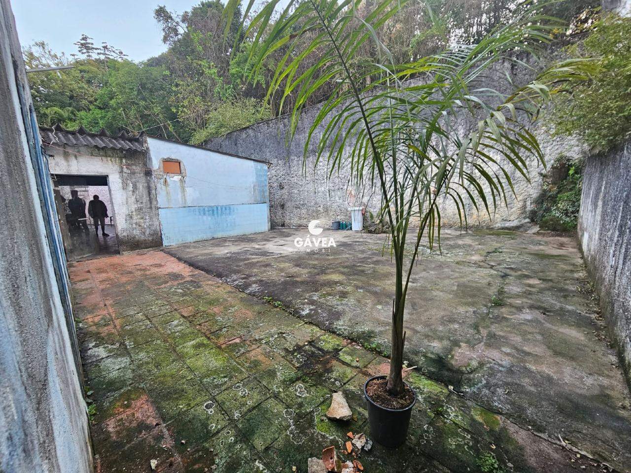 Terreno à venda no Morro dos Barbosas: 