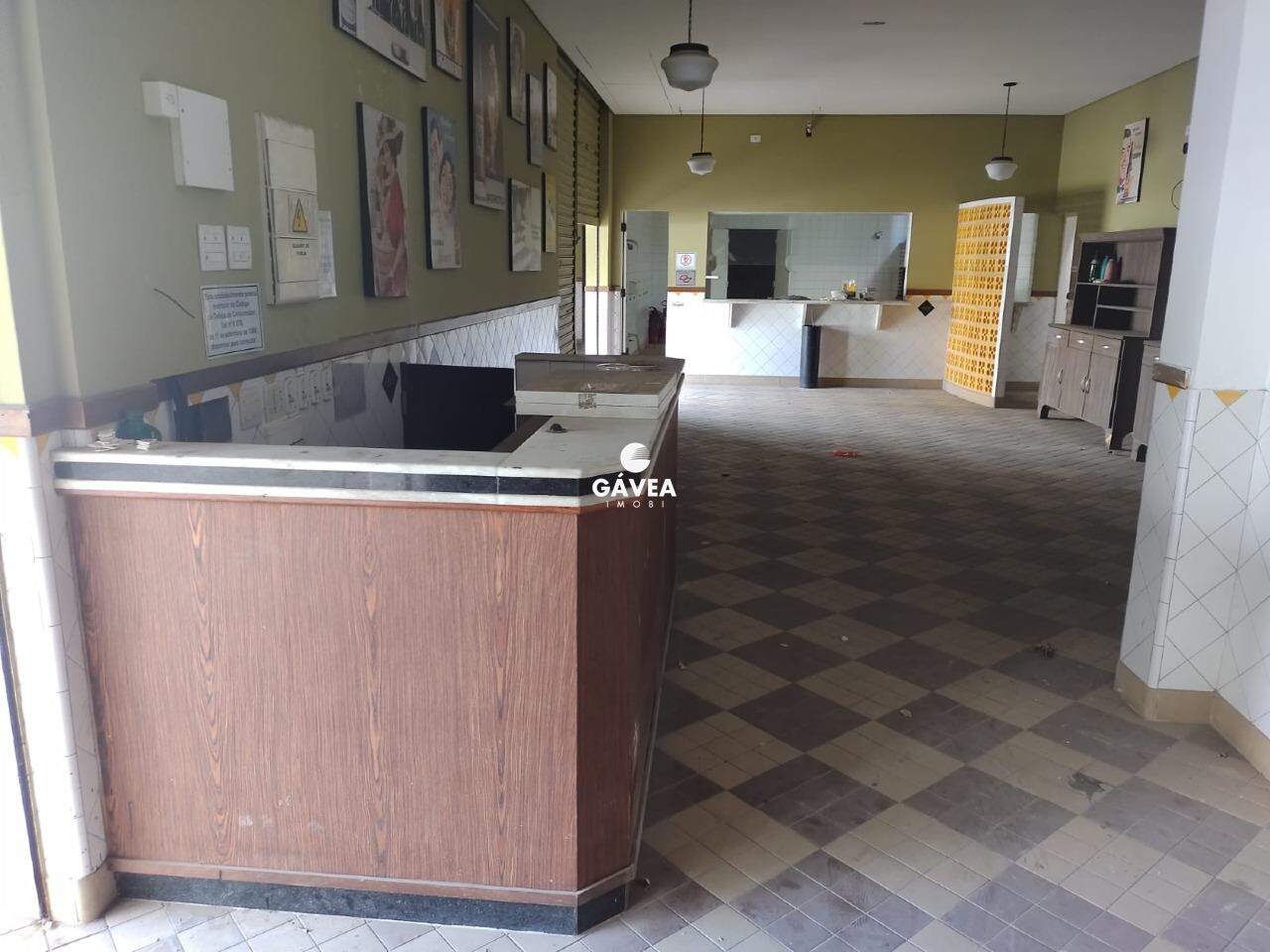 Casa para aluguel no Embaré: 