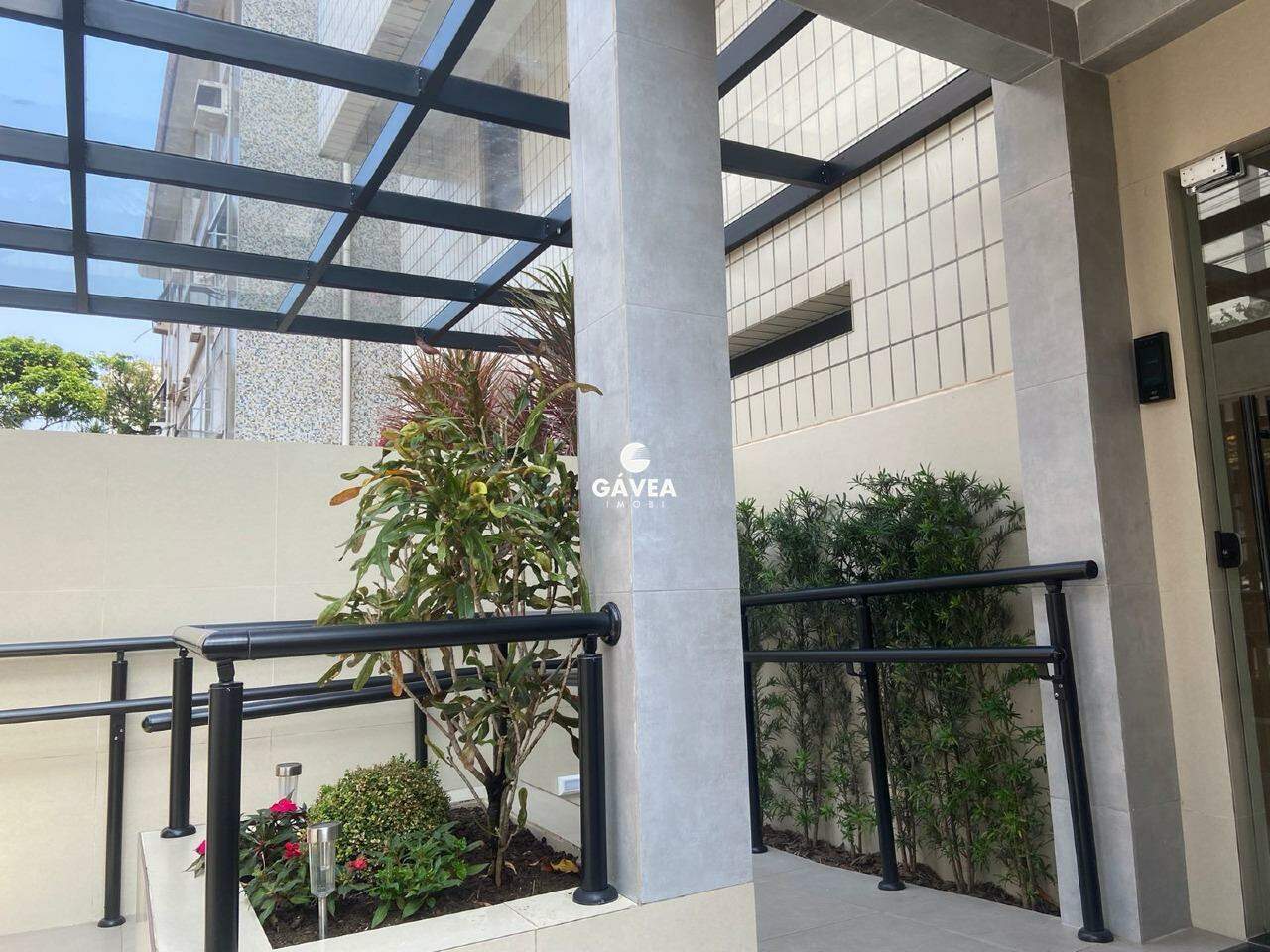 Apartamento à venda no Ponta da Praia: 