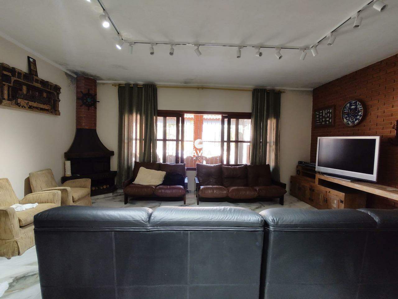 Casa à venda no Jardim Cibratel: SALA