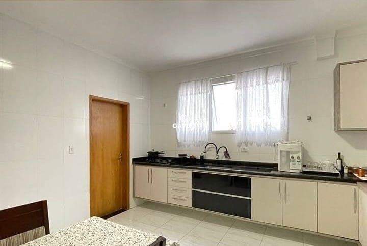 Casa à venda no Campo Grande: 