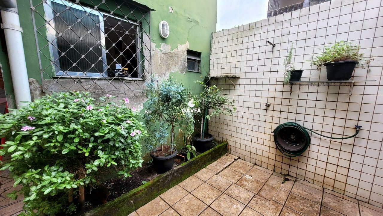 Casa à venda no Macuco: 