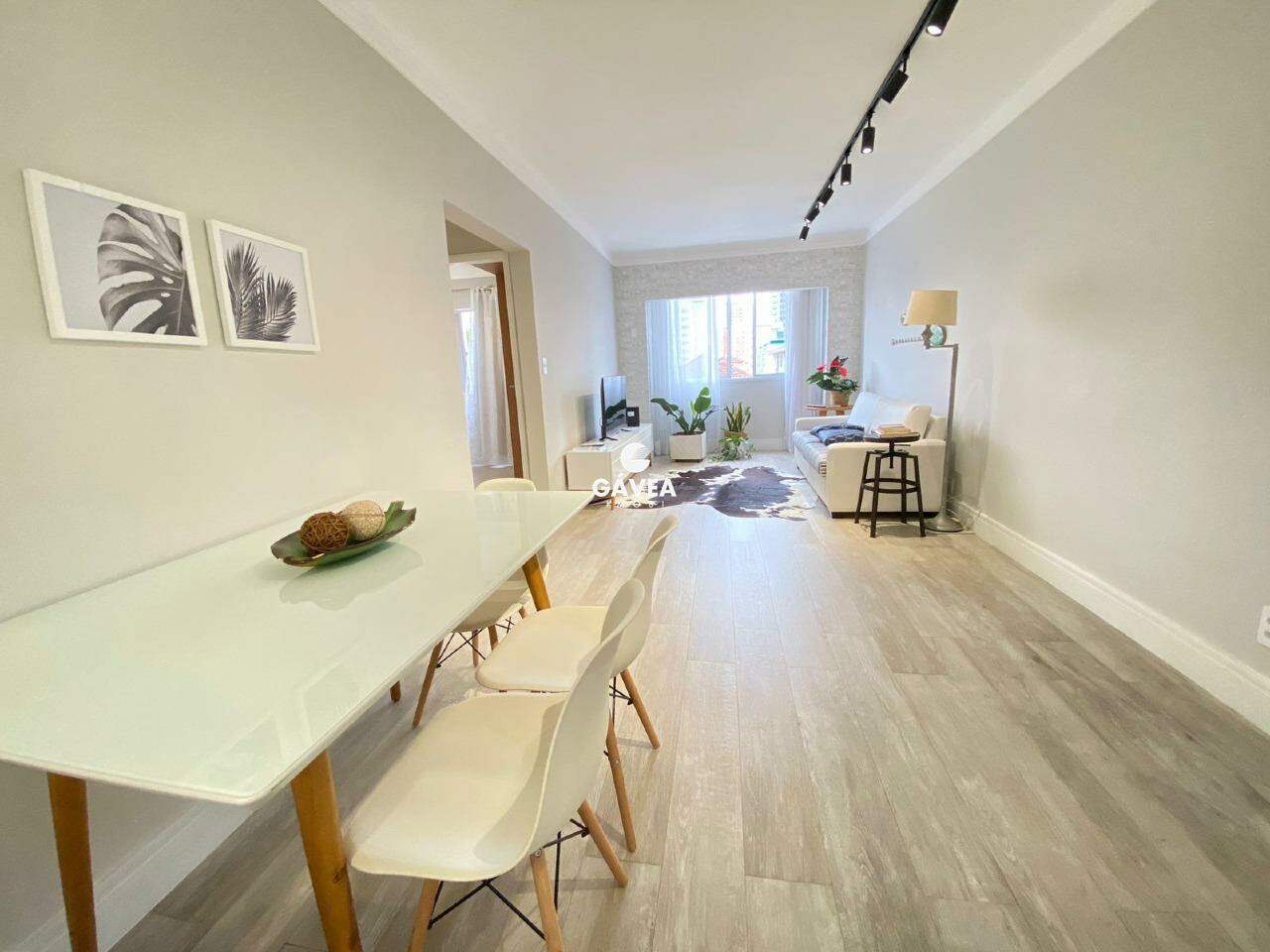 Apartamento à venda no Campo Grande: sala para 2 ambientes