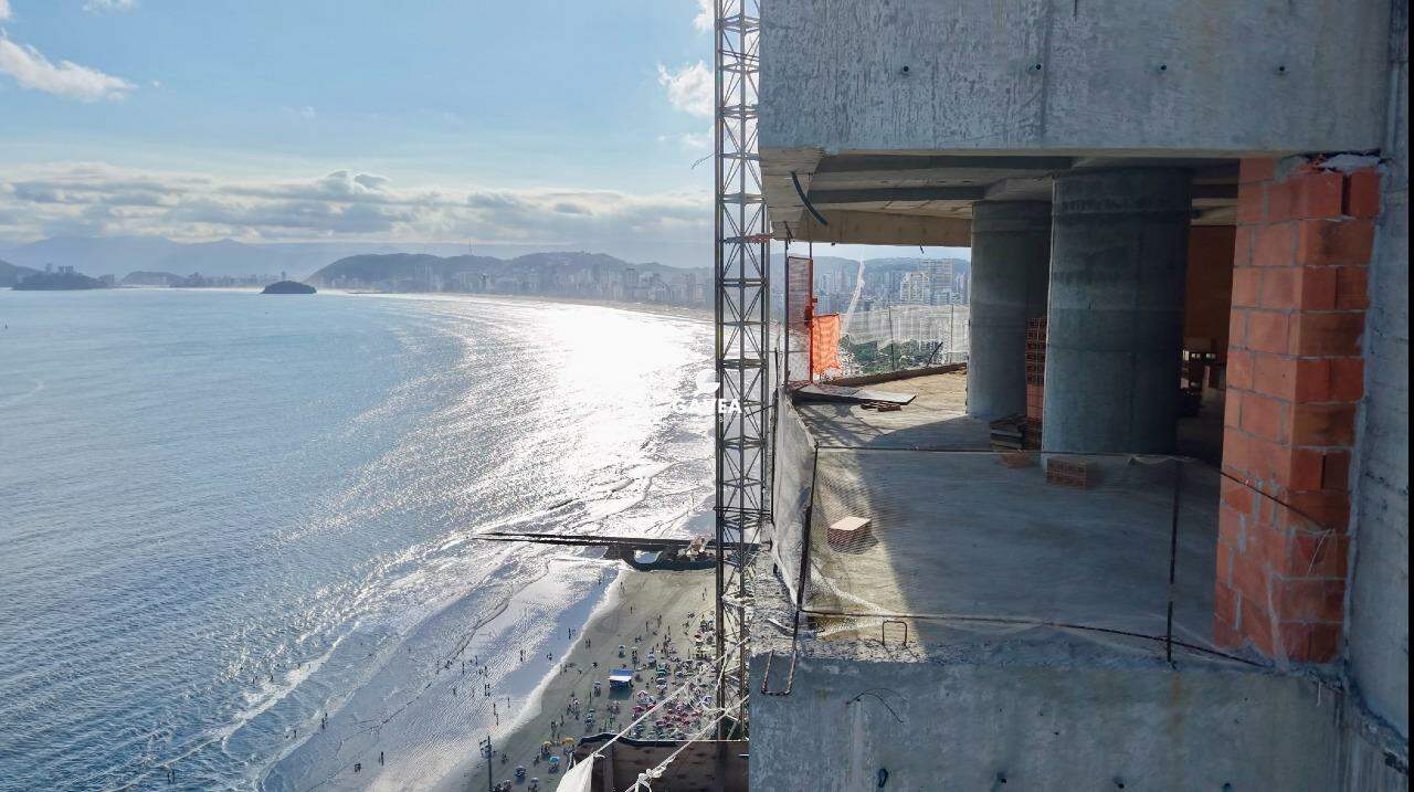 Apartamento à venda no Ponta da Praia: 