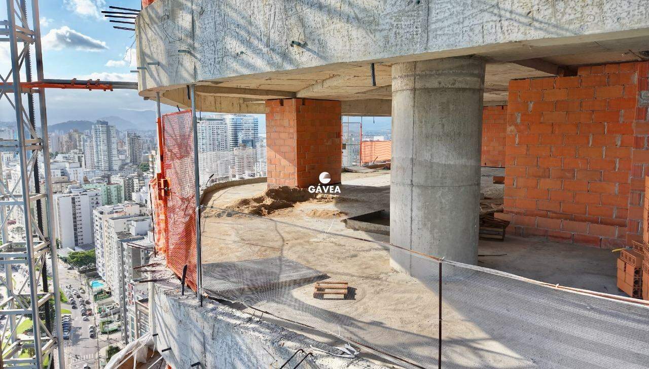 Apartamento à venda no Ponta da Praia: 