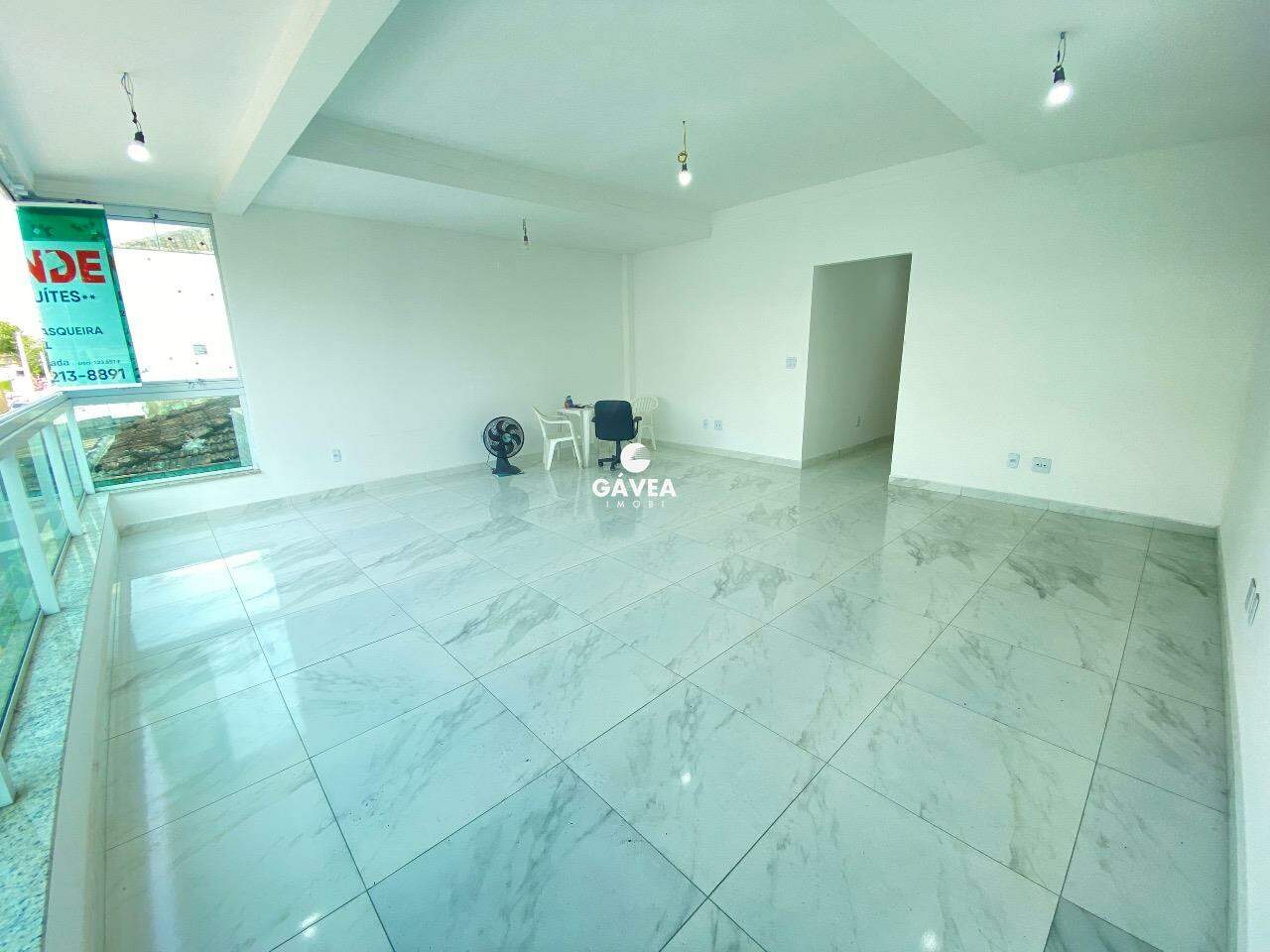 Casa à venda no Boqueirão: Sala para 2 ambientes