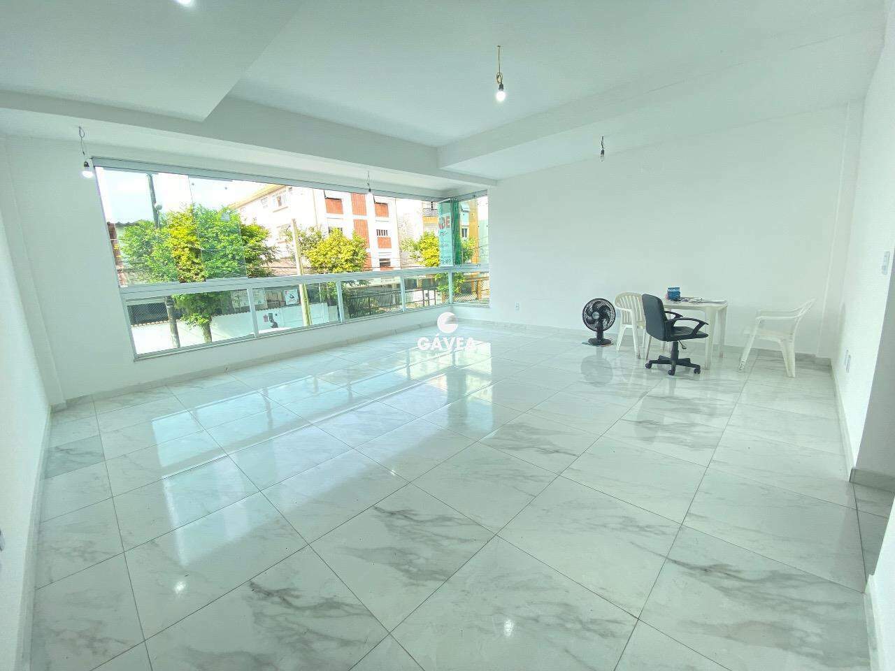 Casa à venda no Boqueirão: Sala para 2 ambientes