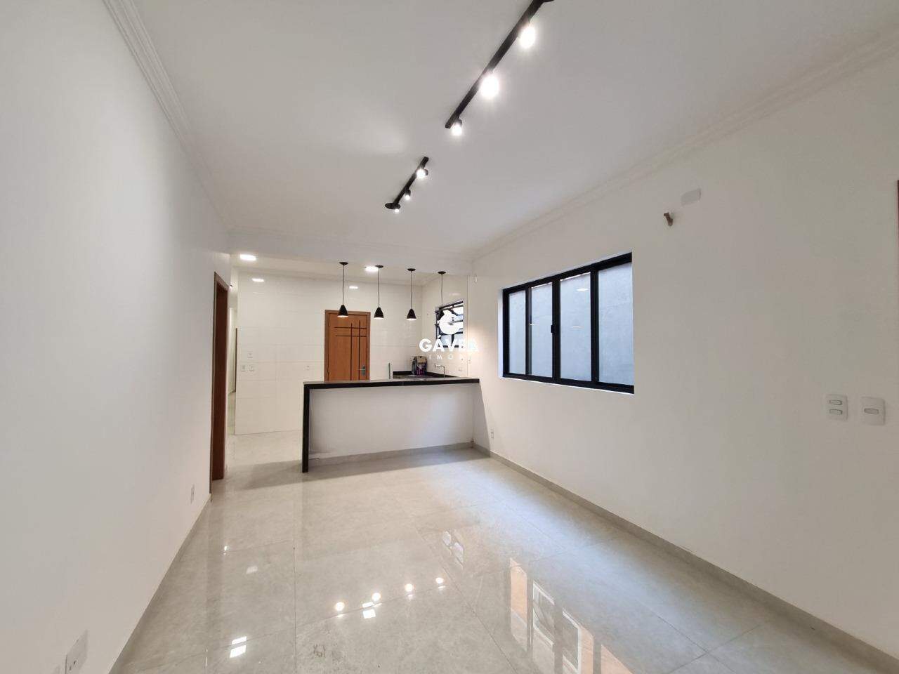 Casa à venda no Embaré: 