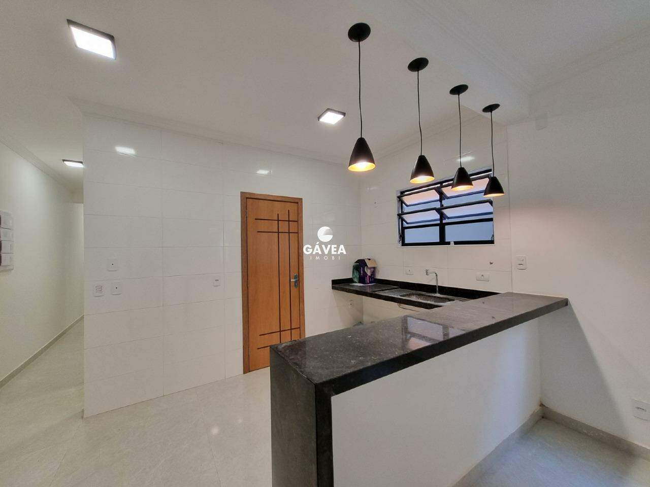 Casa à venda no Embaré: 