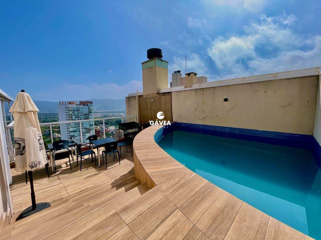 Cobertura à venda no Enseada: 