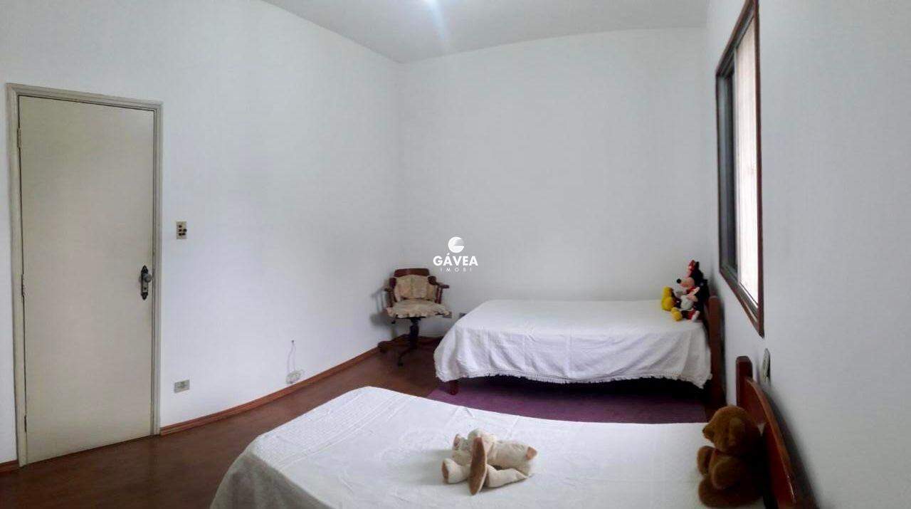 Casa à venda no Centro: 