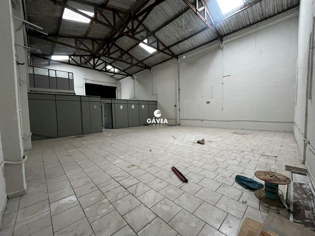 Galpão para aluguel no Ocian: 