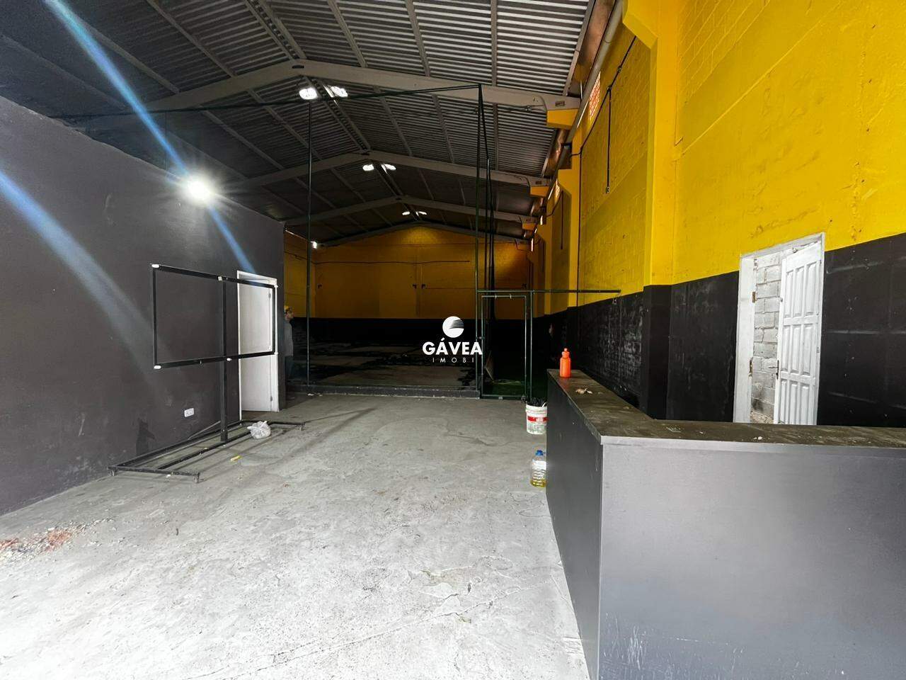 Galpão para aluguel no Ocian: 