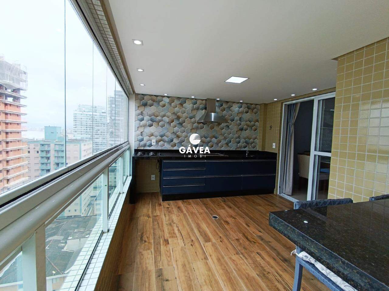 Apartamento à venda no Canto do Forte: sacada gurme 