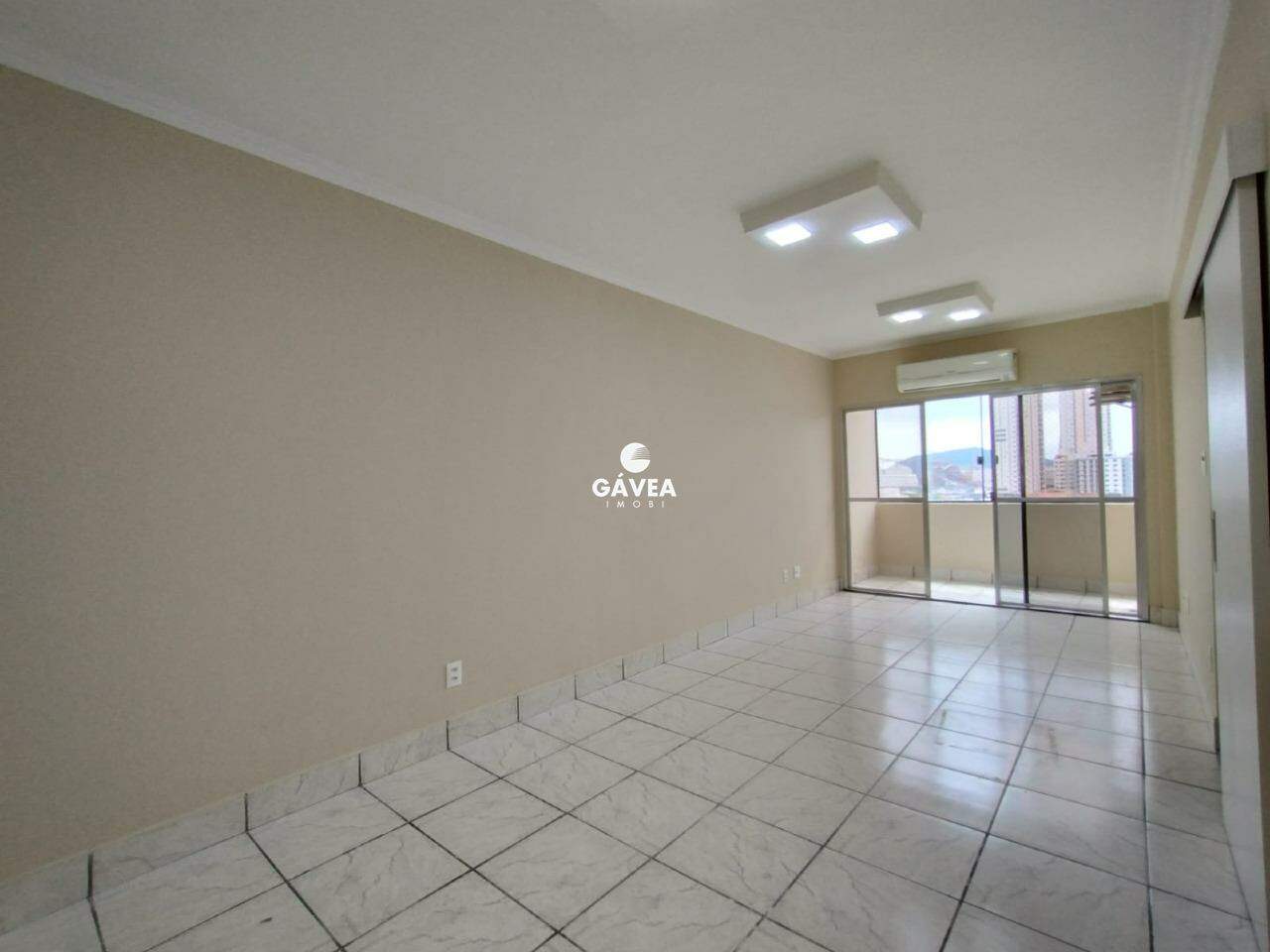 Apartamento à venda no Ponta da Praia: 