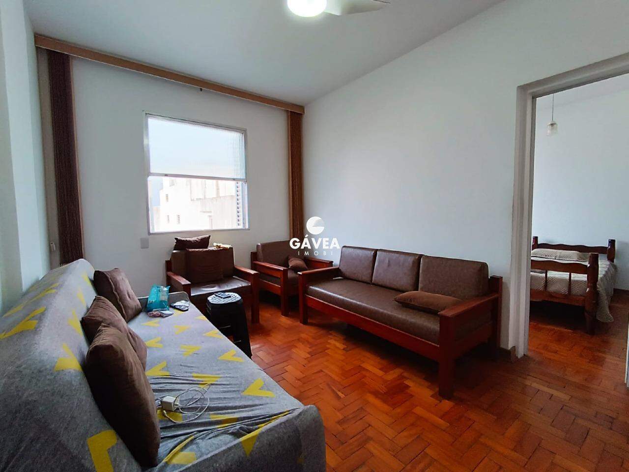 Apartamento à venda no Biquinha: sala ampla