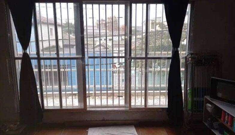 Casa à venda no Ponta da Praia: 