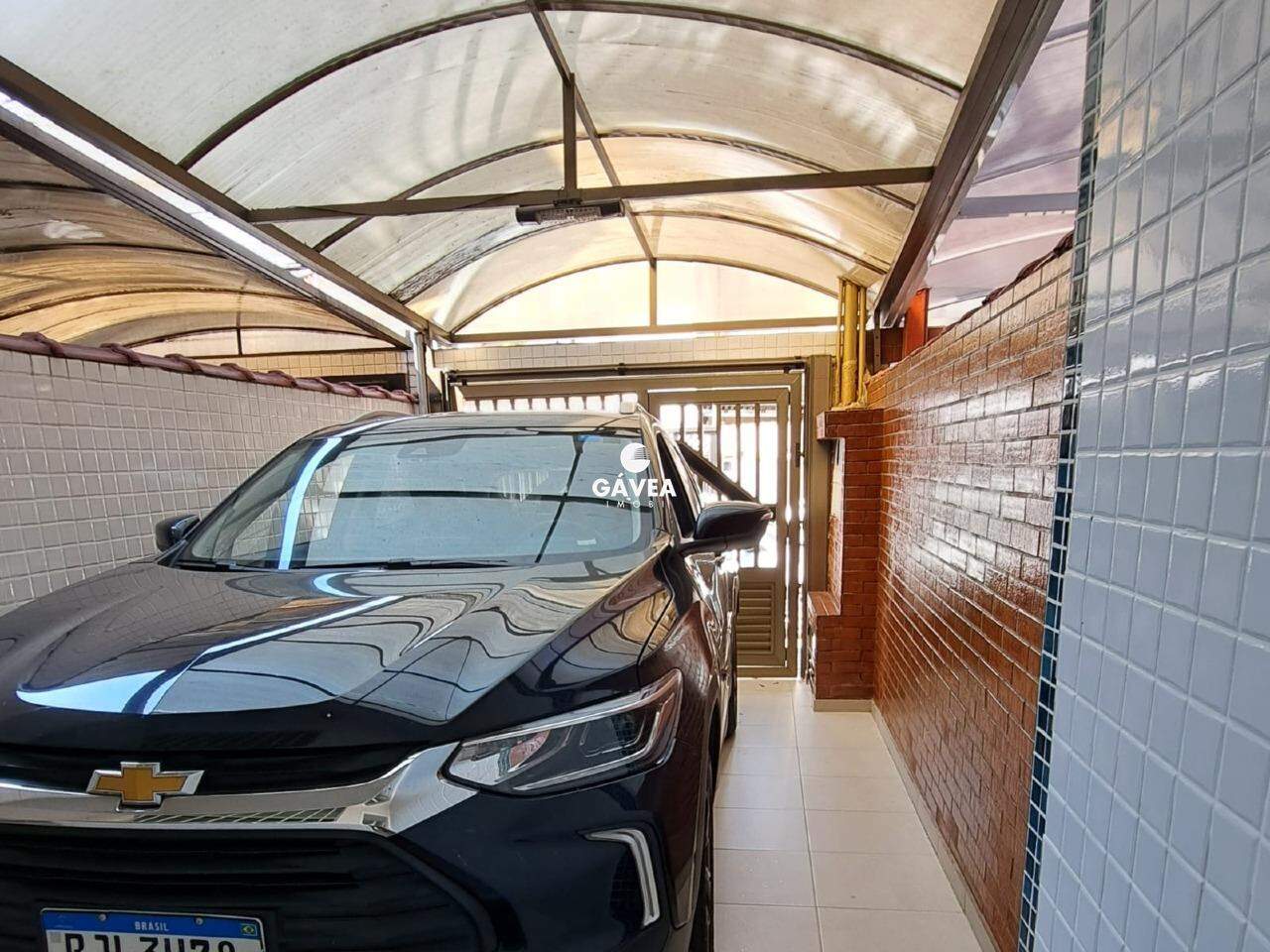 Casa à venda no Embaré: 