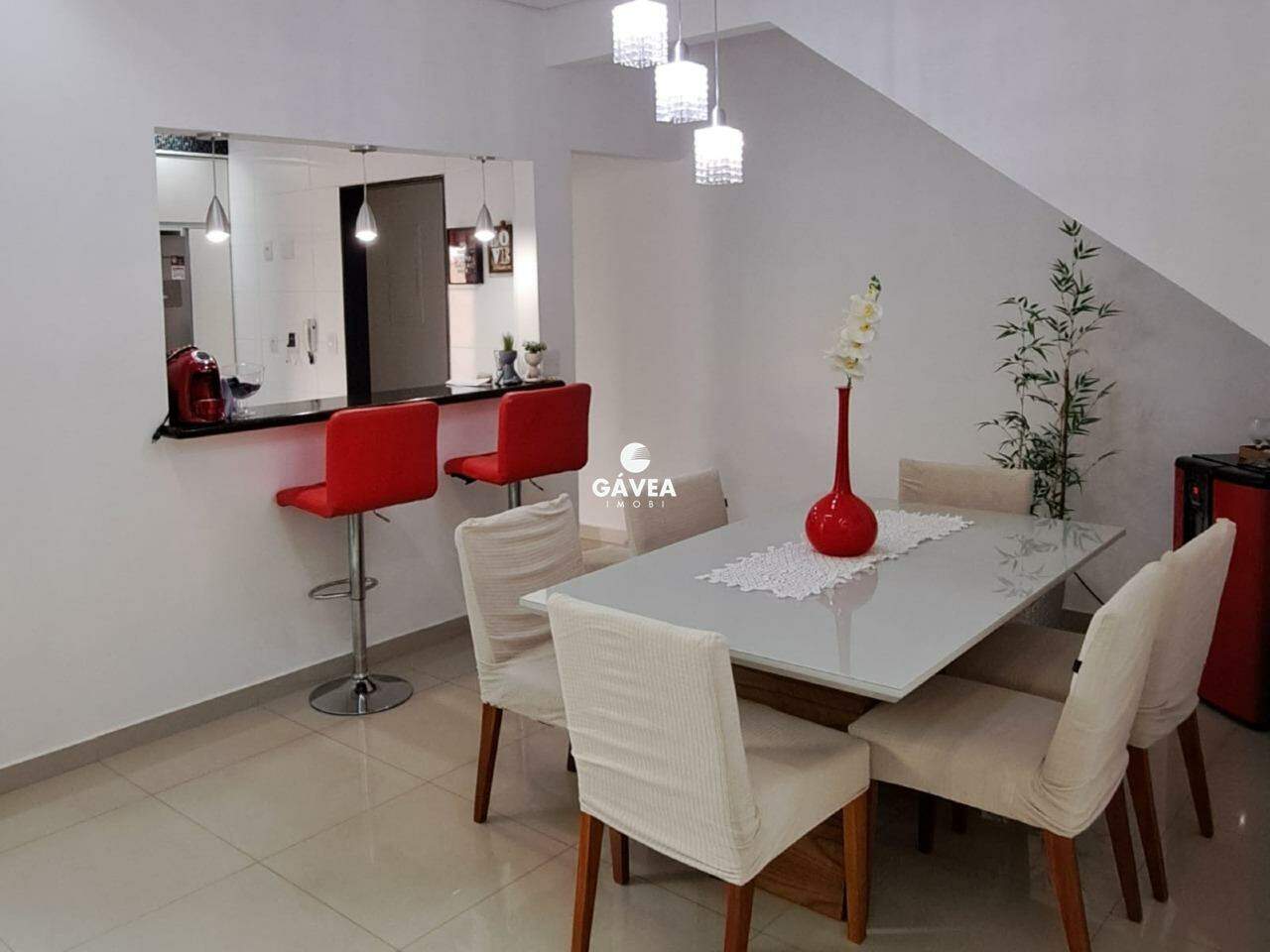 Casa à venda no Embaré: 