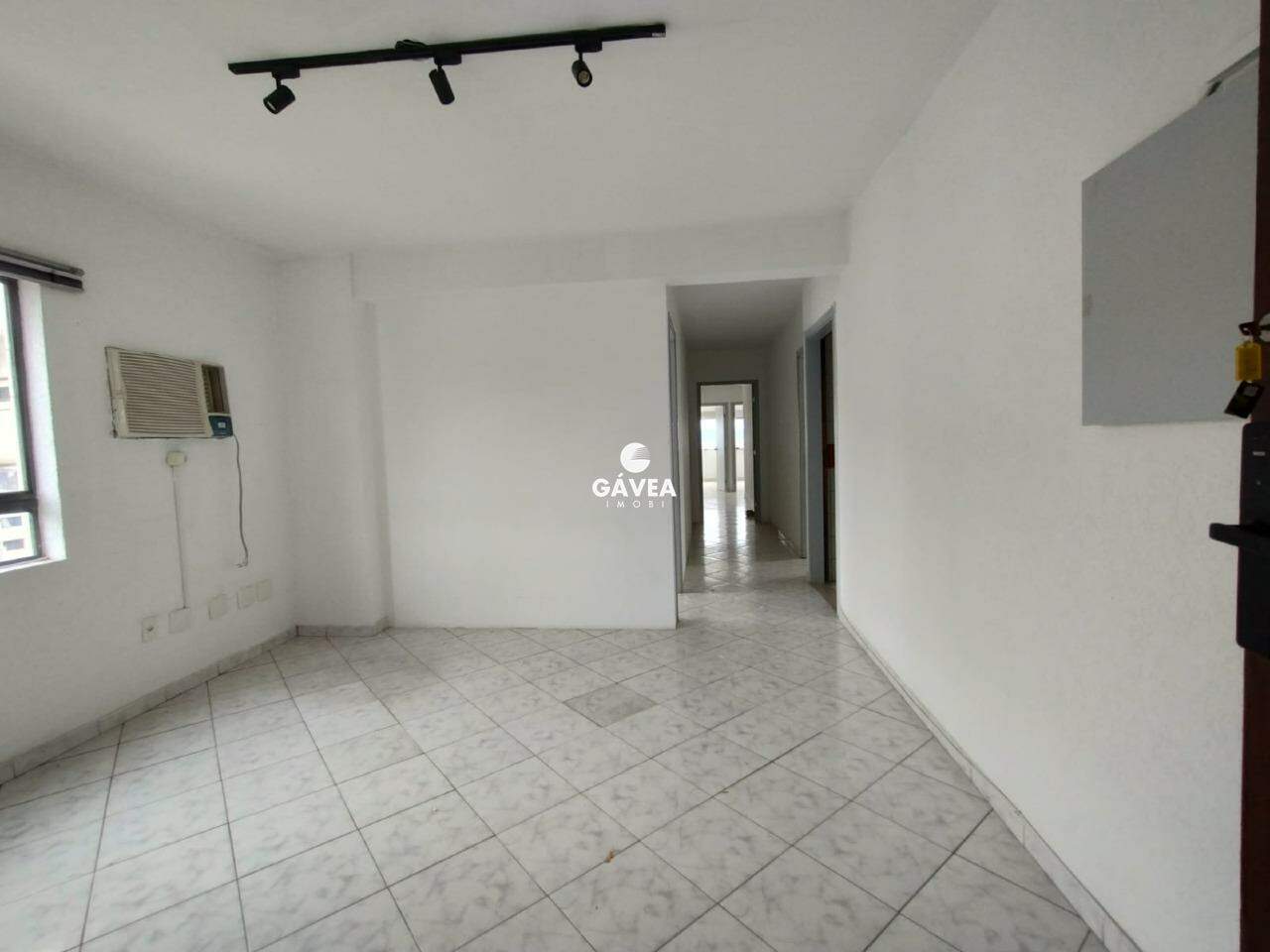 Conjunto Comercial/sala para aluguel no Vila Mathias: 