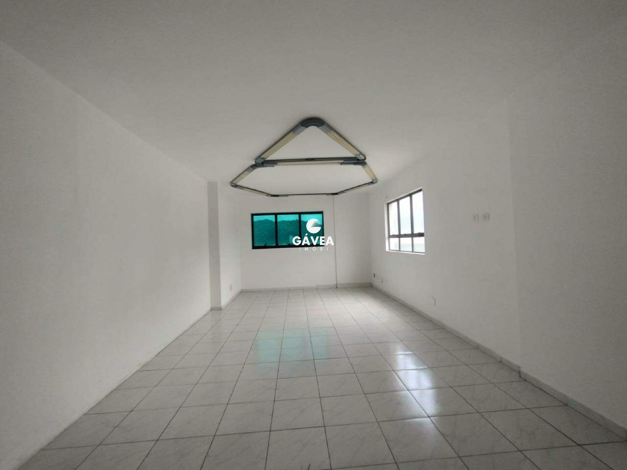 Conjunto Comercial/sala para aluguel no Vila Mathias: 